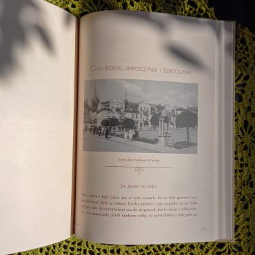 Projekt wnętrza książki o historii Myślenic